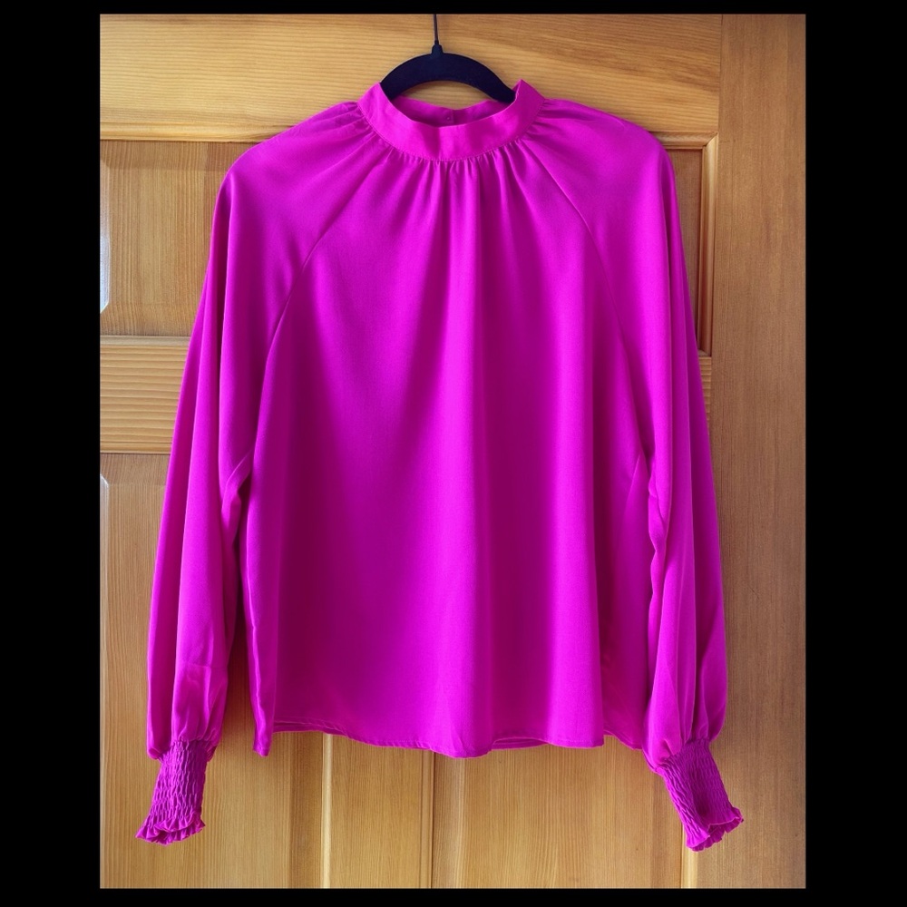 NWOT: vici top